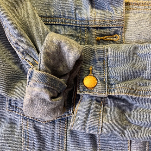 FOREVER 21 LIGHT DENIM JACKET - Picture 2 of 4